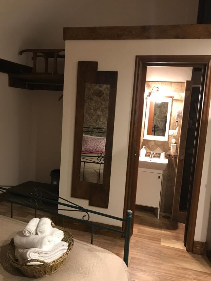 Le Prigioni Del Palazzo B&B Сора Экстерьер фото