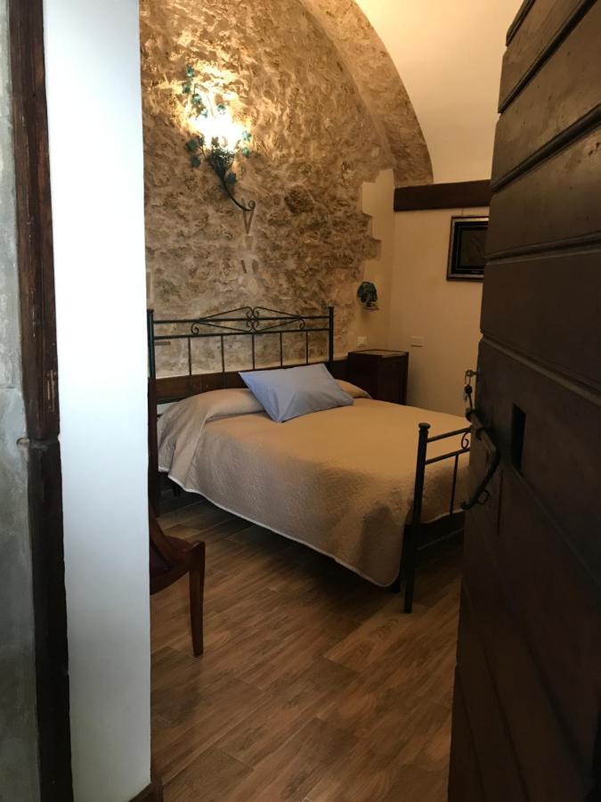 Le Prigioni Del Palazzo B&B Сора Экстерьер фото
