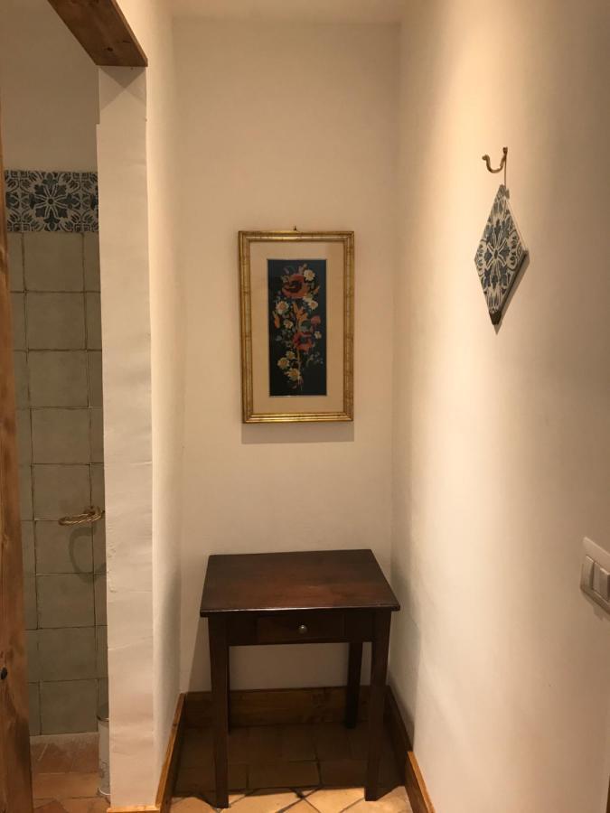 Le Prigioni Del Palazzo B&B Сора Экстерьер фото